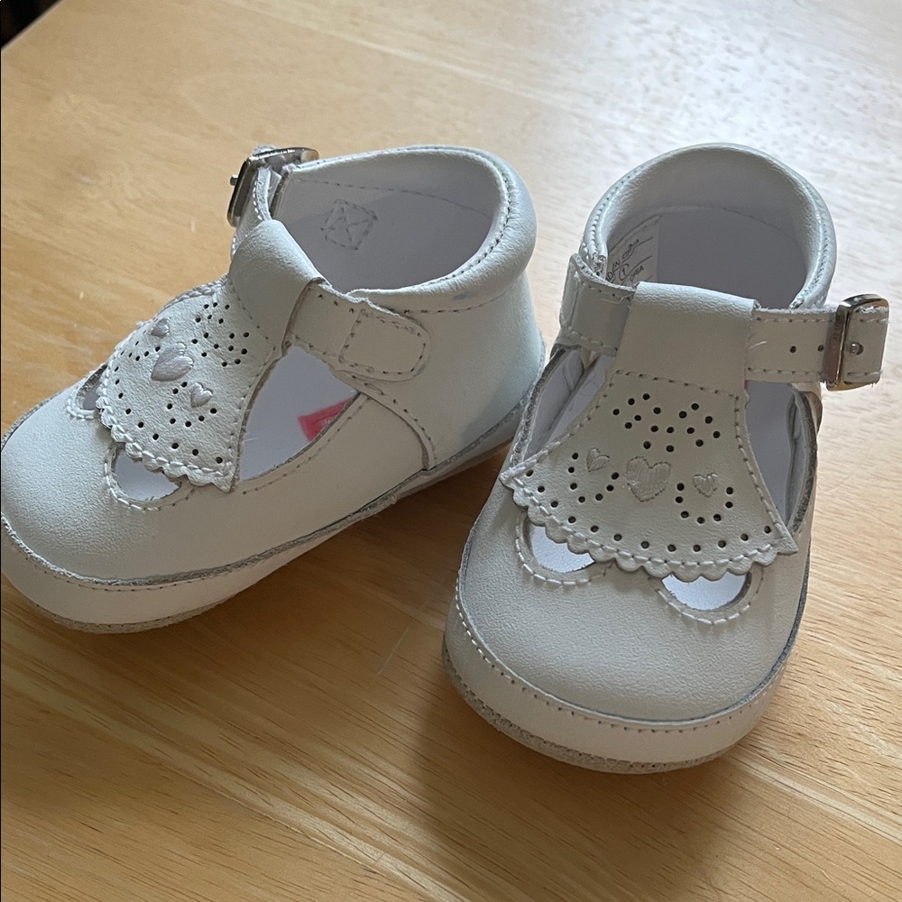 OshKosh B'gosh white leather baby Shoes